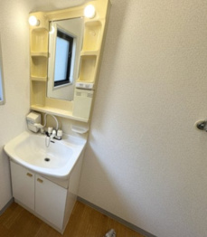独立洗面台つきでおすすめです！