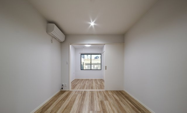 【内装】 | Iden OAK | 同一仕様写真