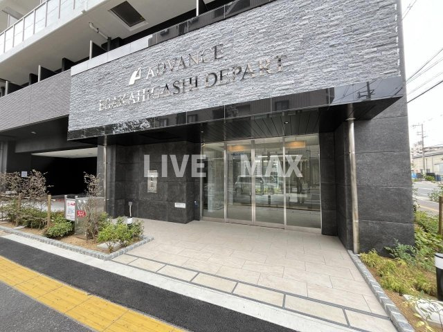 【エントランス】アドバンス江坂東デパール 
