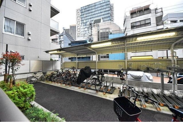 ハーモニーレジデンス新宿ＥＡＳＴのロビー