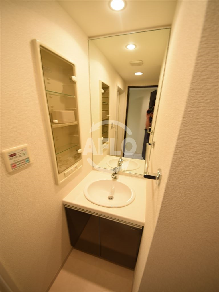 S-RESIDENCE難波Vialeの独立洗面台|S-RESIDENCE難波Viale　洗面脱衣所