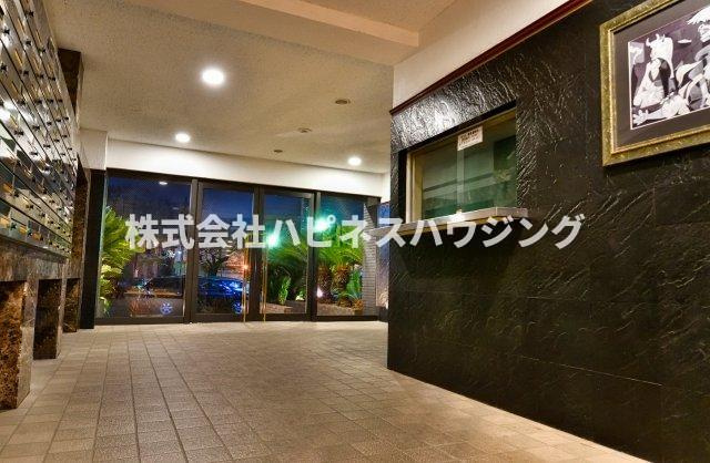 INSURANCE(インシュランス)BLDG.(ビルディング)Ⅲ(スリー)五香のロビー