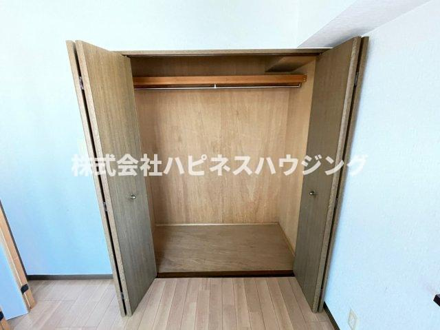 INSURANCE(インシュランス)BLDG.(ビルディング)Ⅲ(スリー)五香の収納|※同物件他部屋参考写真