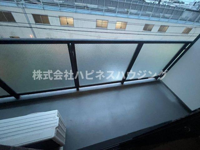 INSURANCE(インシュランス)BLDG.(ビルディング)Ⅲ(スリー)五香のバルコニー