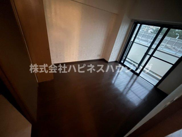 INSURANCE(インシュランス)BLDG.(ビルディング)Ⅲ(スリー)五香の洋室