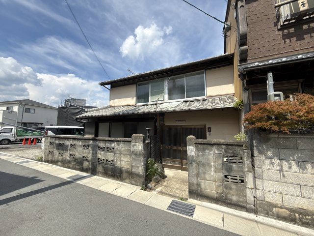 福崎町貸家の外観