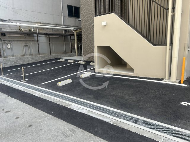 WORVE大阪本町の駐車場|WORVE大阪本町　駐車場