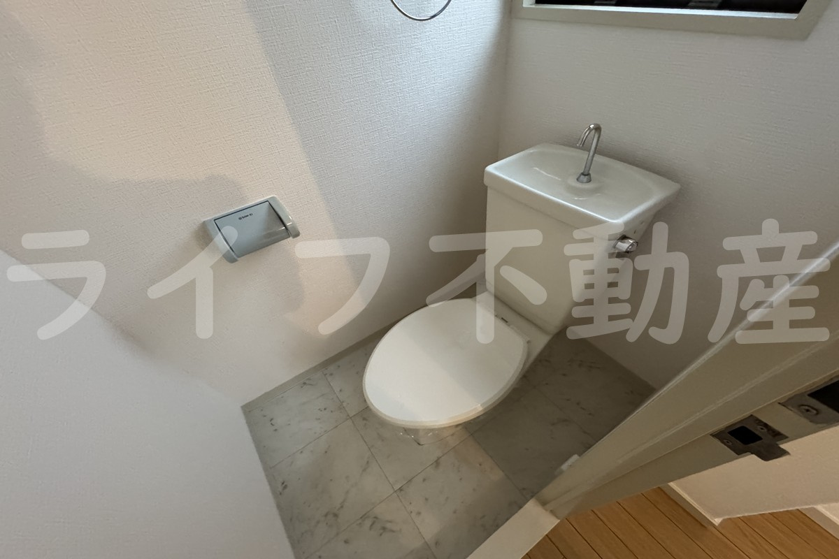 ロイヤルコート中道のトイレ|清潔感のあるトイレです