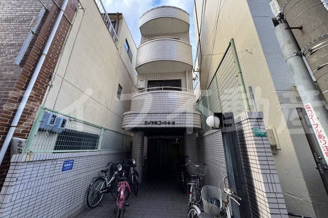 ロイヤルコート中道