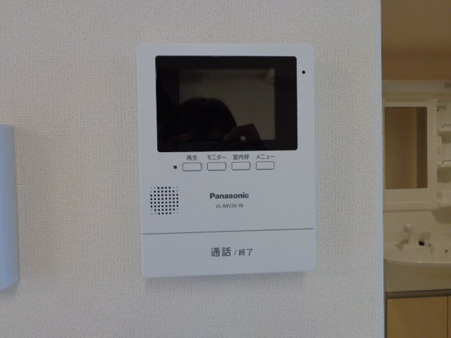 ハニーガーデンの内装|カメラ付インターホン