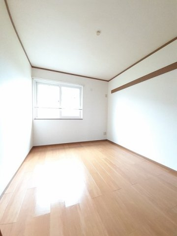 シルフィーの内装|明るい室内です