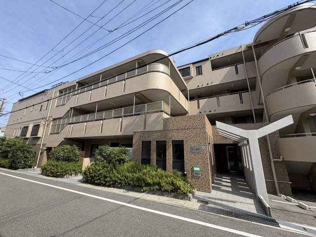 エリム摩耶の外観