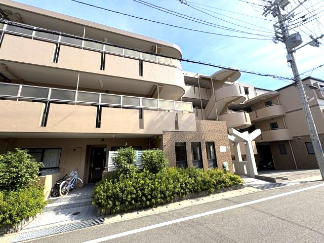 エリム摩耶の外観