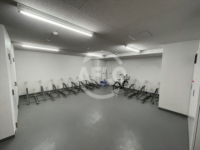 レジディア堺筋本町プレイスのその他共用部分|レジディア堺筋本町プレイス　駐輪場