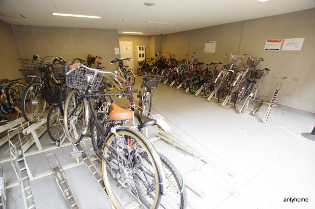 アーバネックス福島　仲介手数料無料の駐車場
