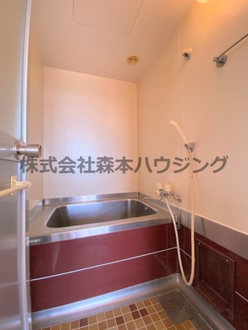 【浴室】 | 　メゾンドバブ | ゆったり過ごせるお風呂です