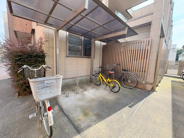 フォレストガーデン鷺宮Ⅰのその他共用部分|★屋根付き駐輪場★