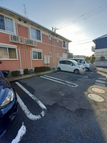 サンライト・ヒルズＡの駐車場