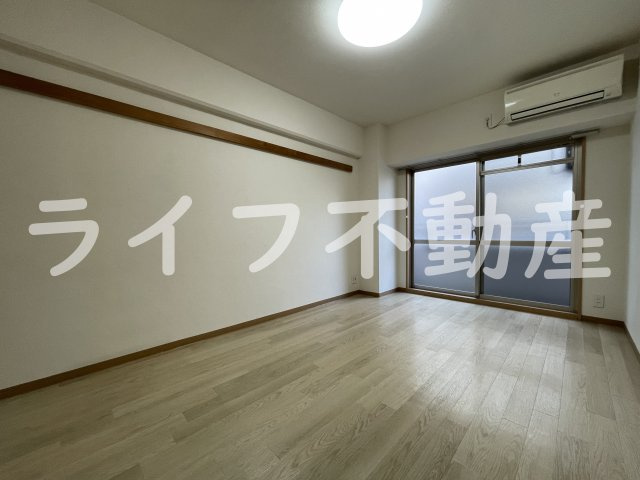 ルフォン今里の居間・リビング|ゆったりとした居間です