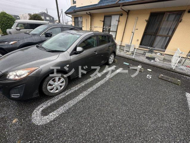 セレーノ本宿Ｂの駐車場|高崎、前橋のお部屋探しはエンドスケープまで！お客様の理想お聞かせ下さい♪
