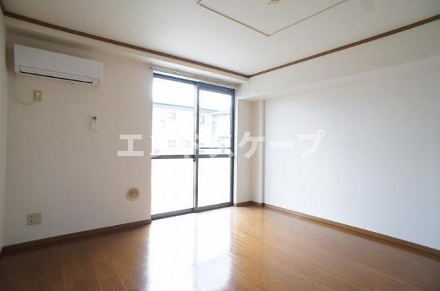 セレーノ本宿Ｂの居間・リビング|高崎、前橋のお部屋探しはエンドスケープまで！お客様の理想お聞かせ下さい♪