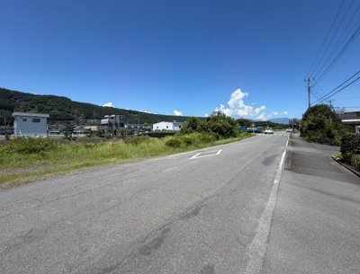 【前面道路含む現地写真】 | 富士宮市中里東町　平屋