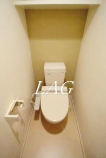 【トイレ】 | ウィッシュ・スクエア・イースト | トイレです。