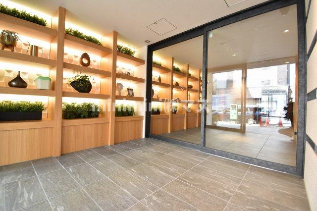 大阪市中央区本町橋の賃貸マンションのロビー