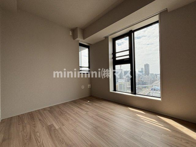 大阪市中央区常盤町２丁目の賃貸マンションの洋室