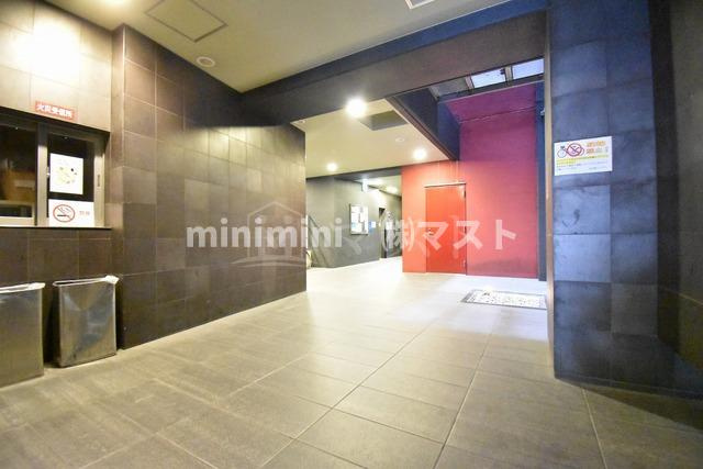 大阪市中央区久太郎町１丁目の賃貸マンションのロビー