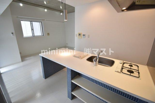 大阪市中央区久太郎町１丁目の賃貸マンションの内装