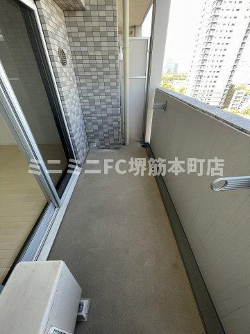 大阪市中央区上町の賃貸マンションのバルコニー
