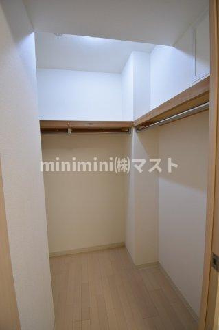 大阪市中央区松屋町の賃貸マンションの収納