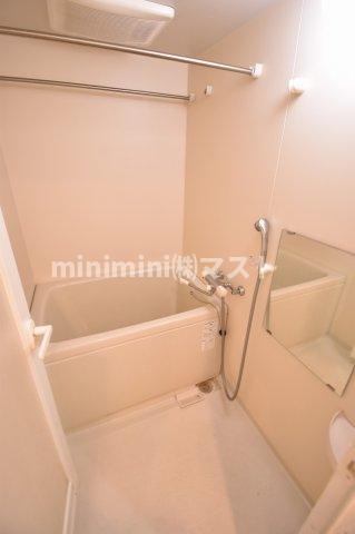 大阪市中央区松屋町の賃貸マンションの浴室
