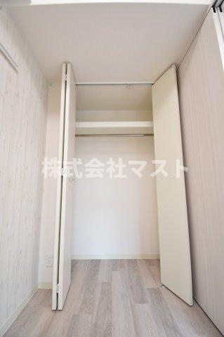 大阪市中央区高津３丁目の賃貸マンションの収納