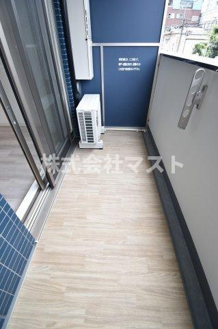 大阪市中央区高津３丁目の賃貸マンションのバルコニー