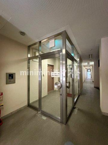 大阪市中央区農人橋２丁目の賃貸マンションのロビー