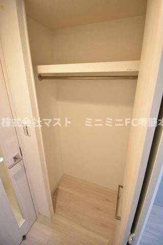 プレサンス堺筋本町ディスティニーの収納