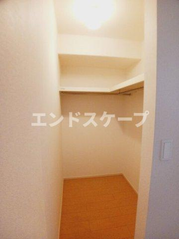 セレーナＢの収納|高崎、前橋のお部屋探しはエンドスケープまで！お客様の理想お聞かせ下さい♪