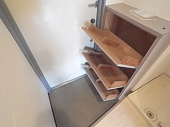 神戸市中央区北本町通４丁目の賃貸マンションの玄関