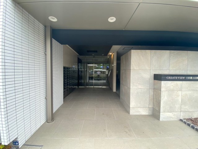 神戸市中央区磯辺通２丁目の賃貸マンションのエントランス