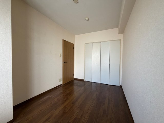 神戸市東灘区向洋町中７丁目の賃貸マンションの居間・リビング