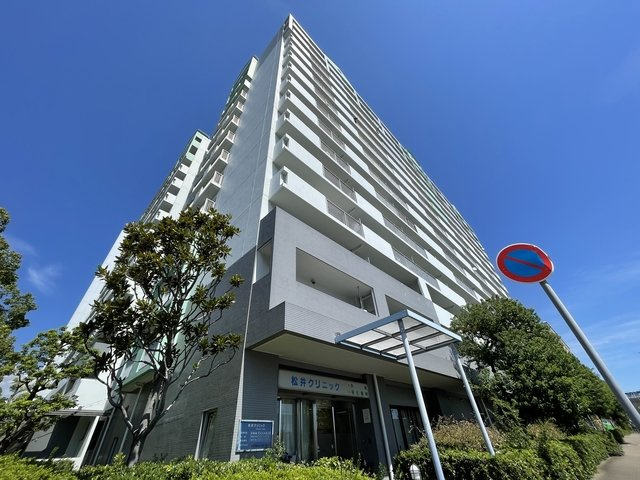 神戸市東灘区向洋町中７丁目の賃貸マンションの外観