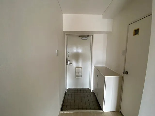 ステラ田中町の玄関