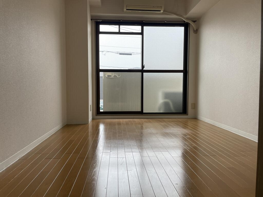 エステムコート芦屋西の居間・リビング
