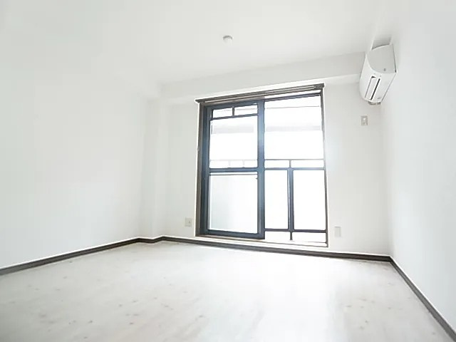 神戸市東灘区深江本町３丁目の賃貸マンションの居間・リビング