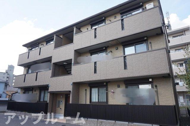 春日井市上条町３丁目のアパート
