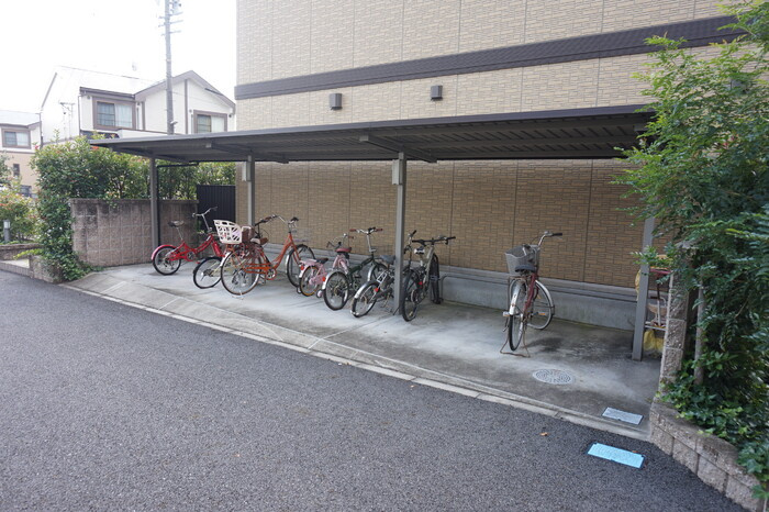 春日井市上条町３丁目のアパートのその他共用部分|駐輪場