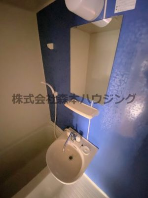 【洗面所】 | 　ジョイフル野里 | 洗面所です