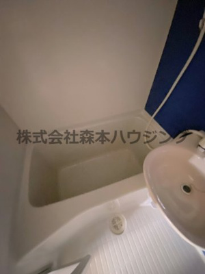【浴室】 | 　ジョイフル野里 | 日々の暮らしに欠かせないお風呂です
